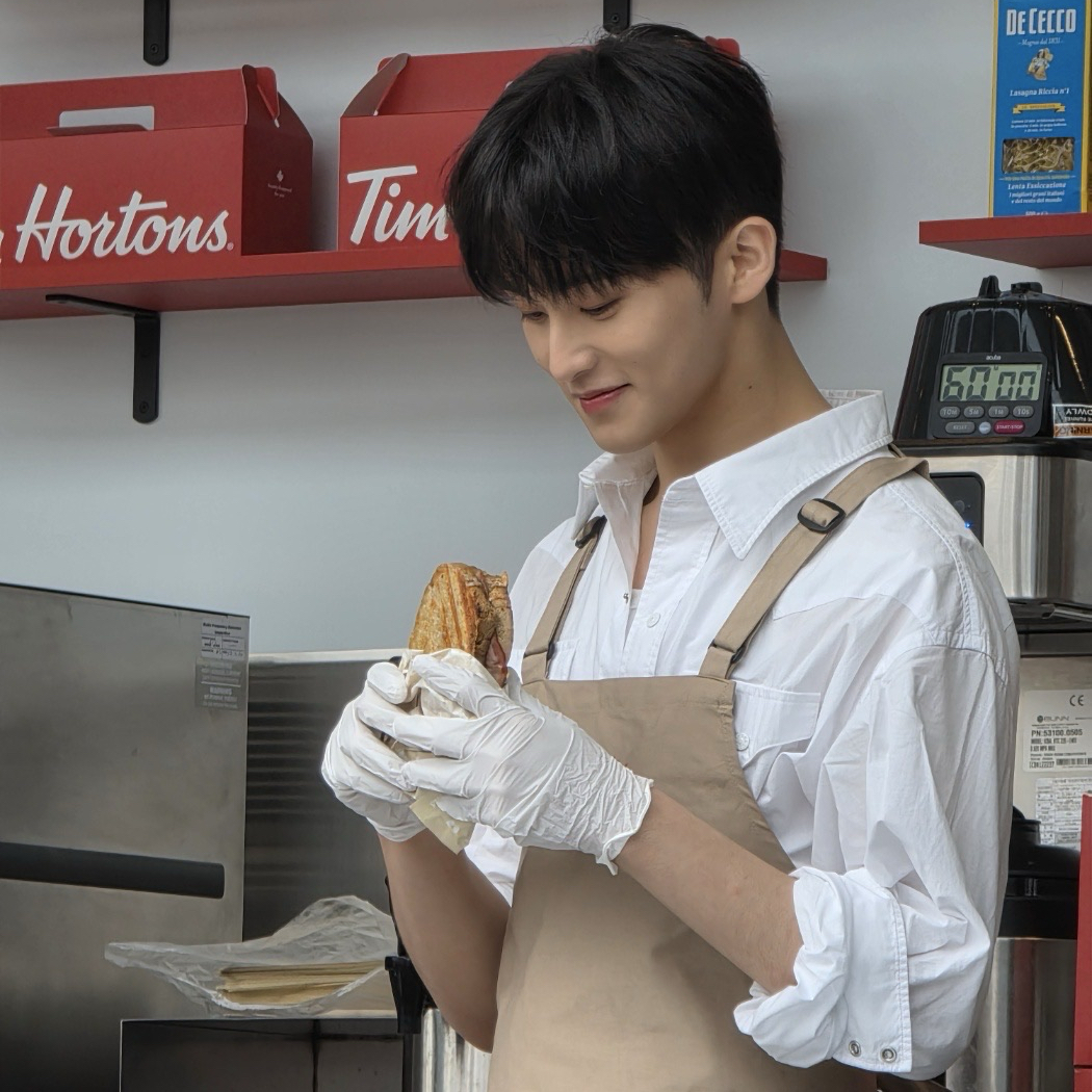 Latest photo of Mark (NCT 127, NCT DREAM)