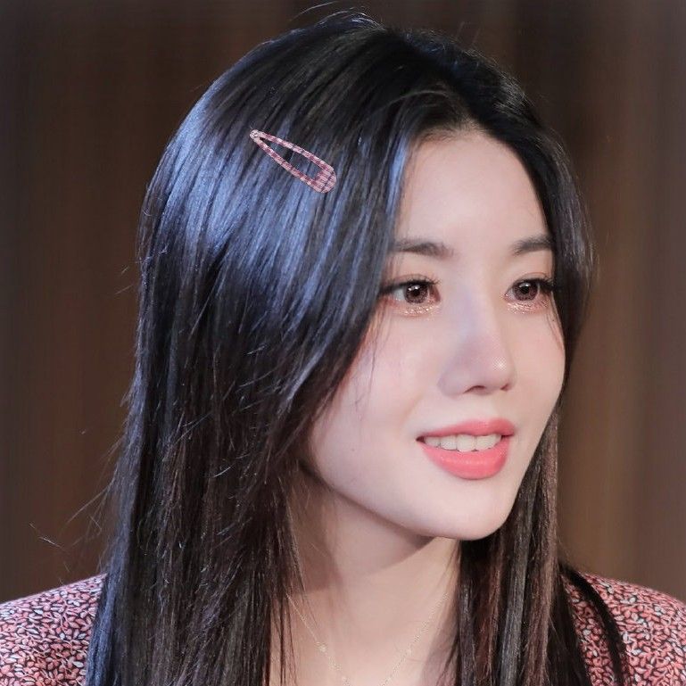 권은비의 비하인드 컷