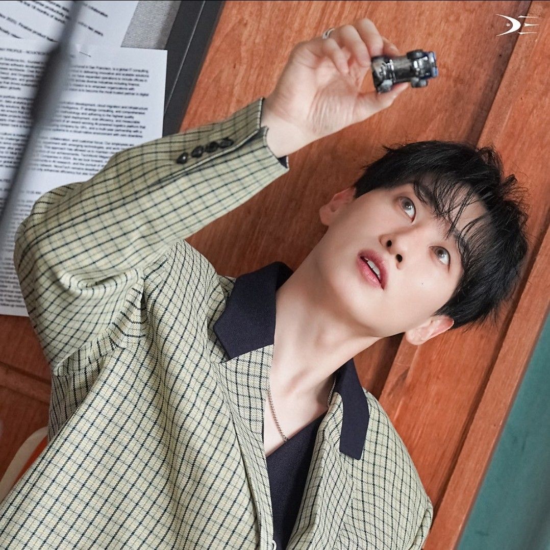 Behind-the-scenes cut of Eunhyuk (Super Junior)