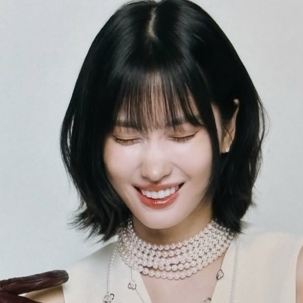 Latest photo of Momo (TWICE)