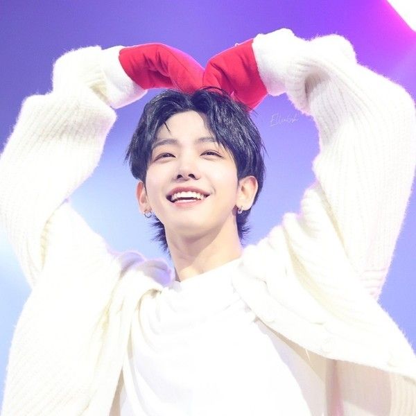 Latest photo of Myeong Jaehyun (BOYNEXTDOOR)