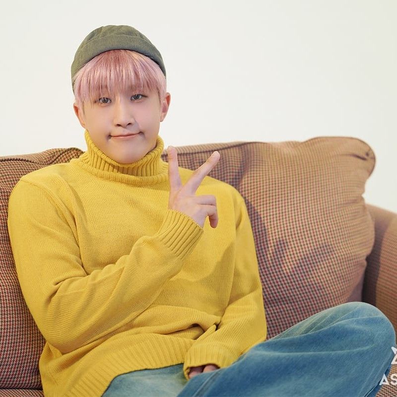 Recent activity shot of Jinjin (ASTRO)