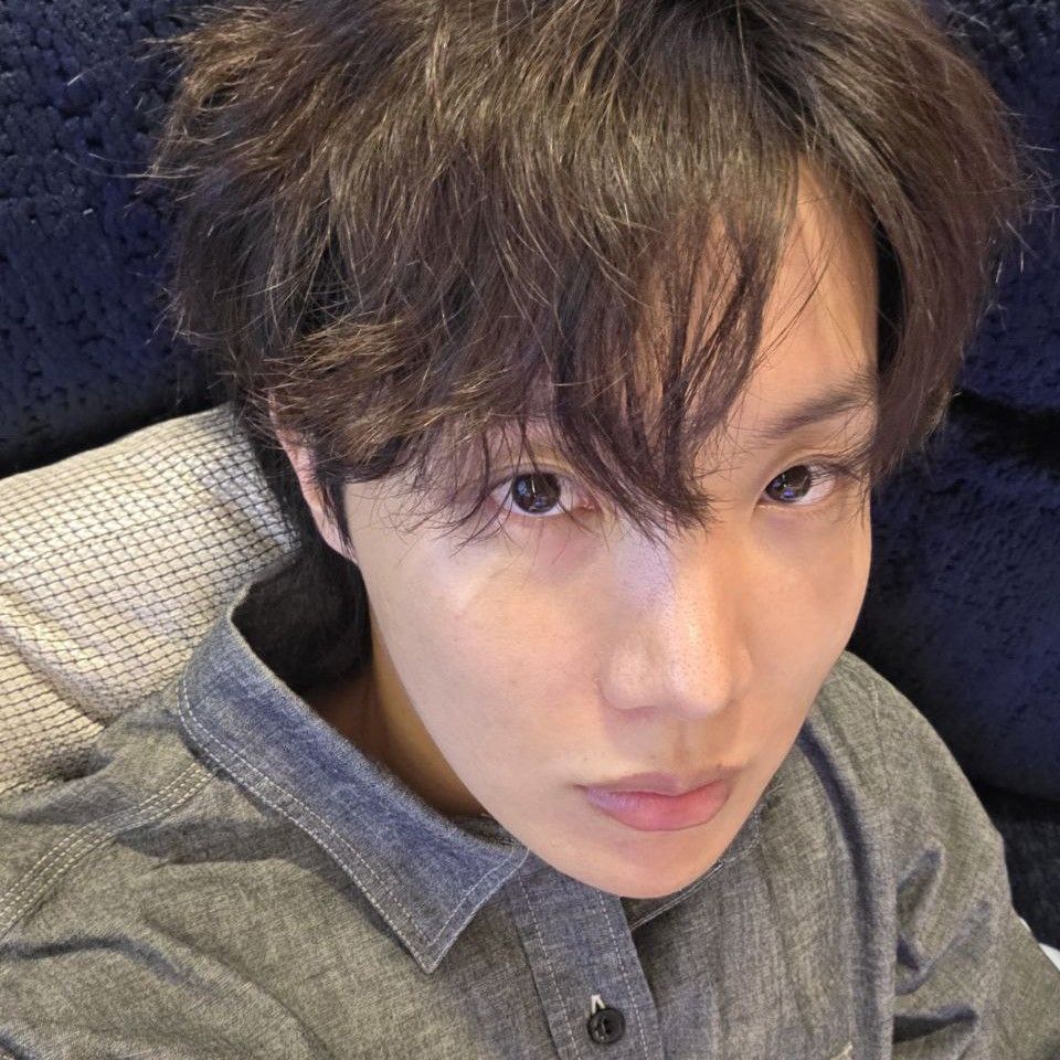 J-hope (防弹少年团)的最新照片