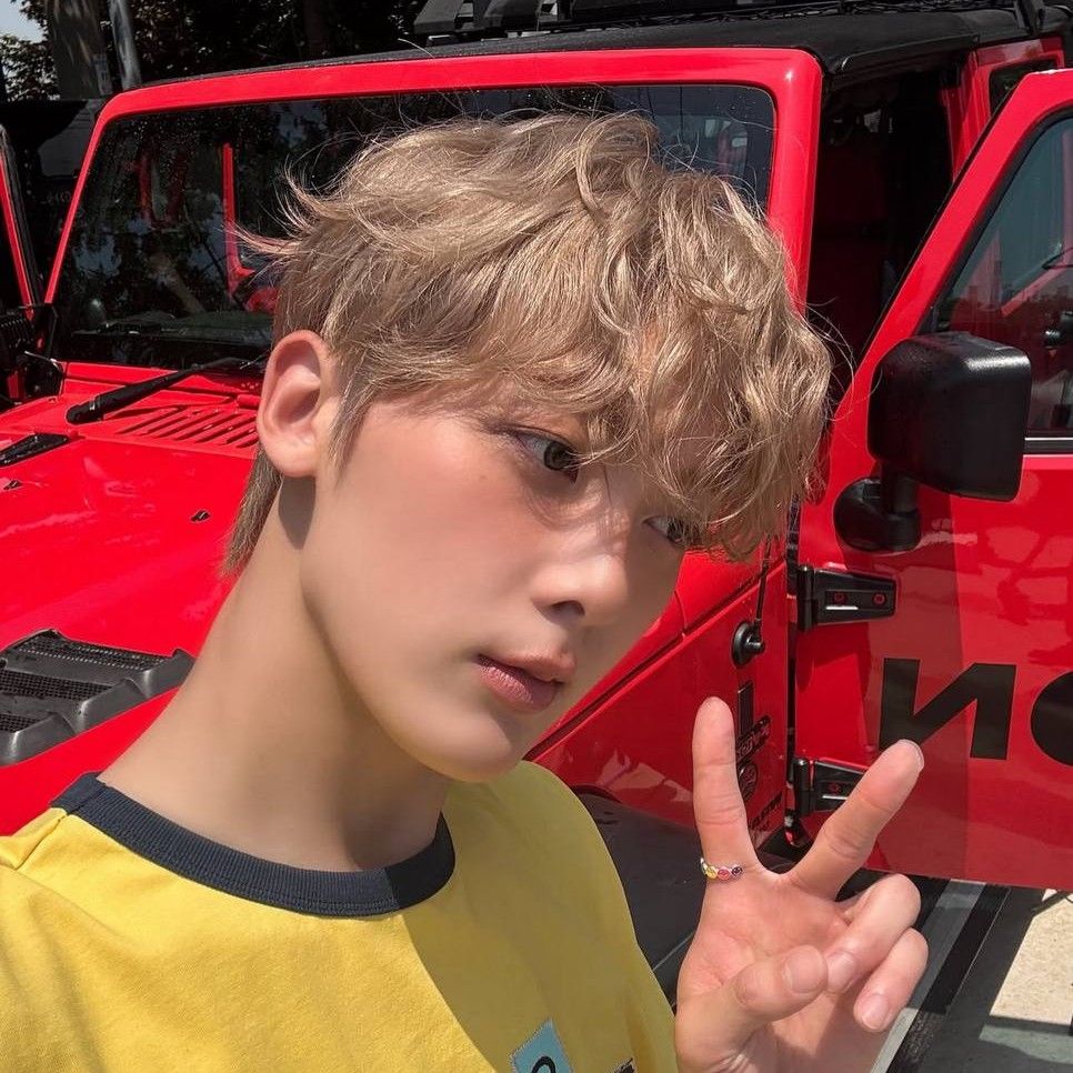 Behind-the-scenes cut of Sanha (ASTRO)