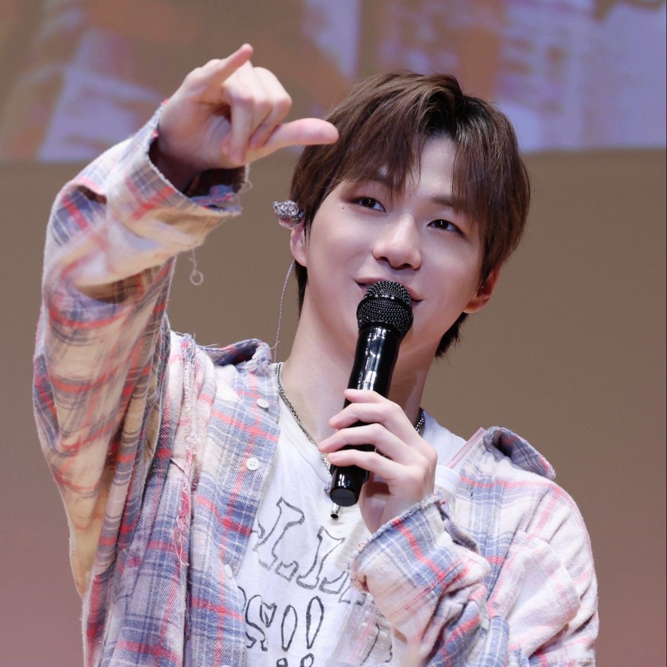 Momen yang diabadikan oleh penggemar Kang Daniel