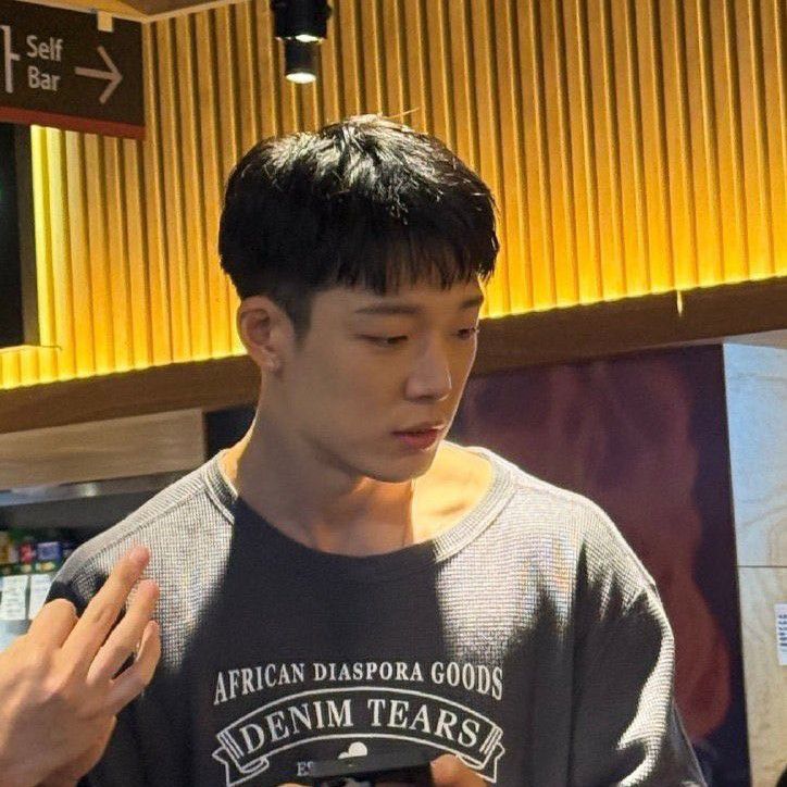 Behind-the-scenes cut of BOBBY (iKON)