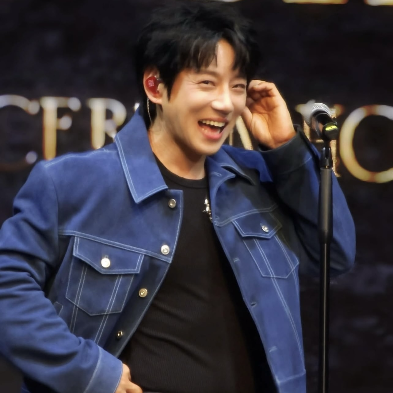 ファン・チヨルの最近の活動写真