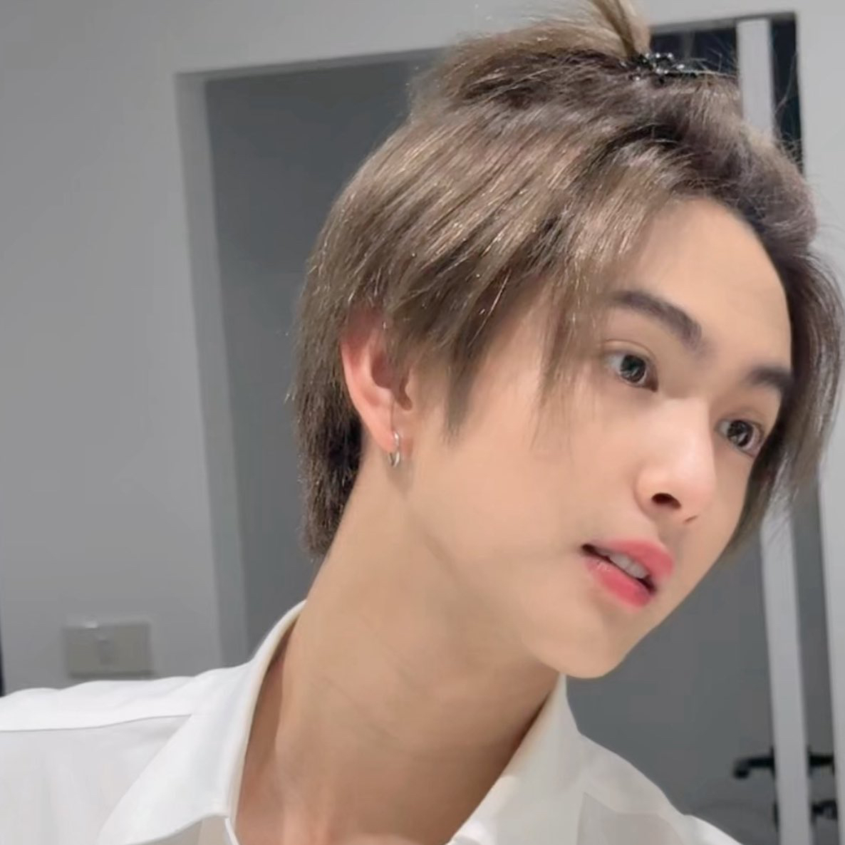 Behind-the-scenes cut of Copper (BUS)