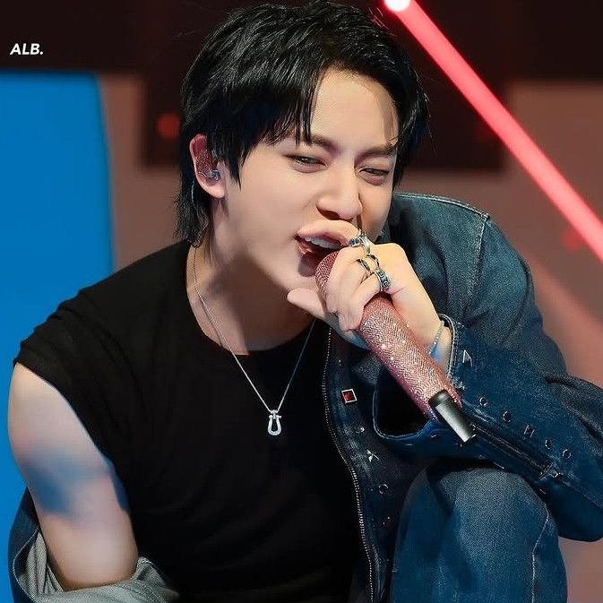 ジン (BTS)の最新写真