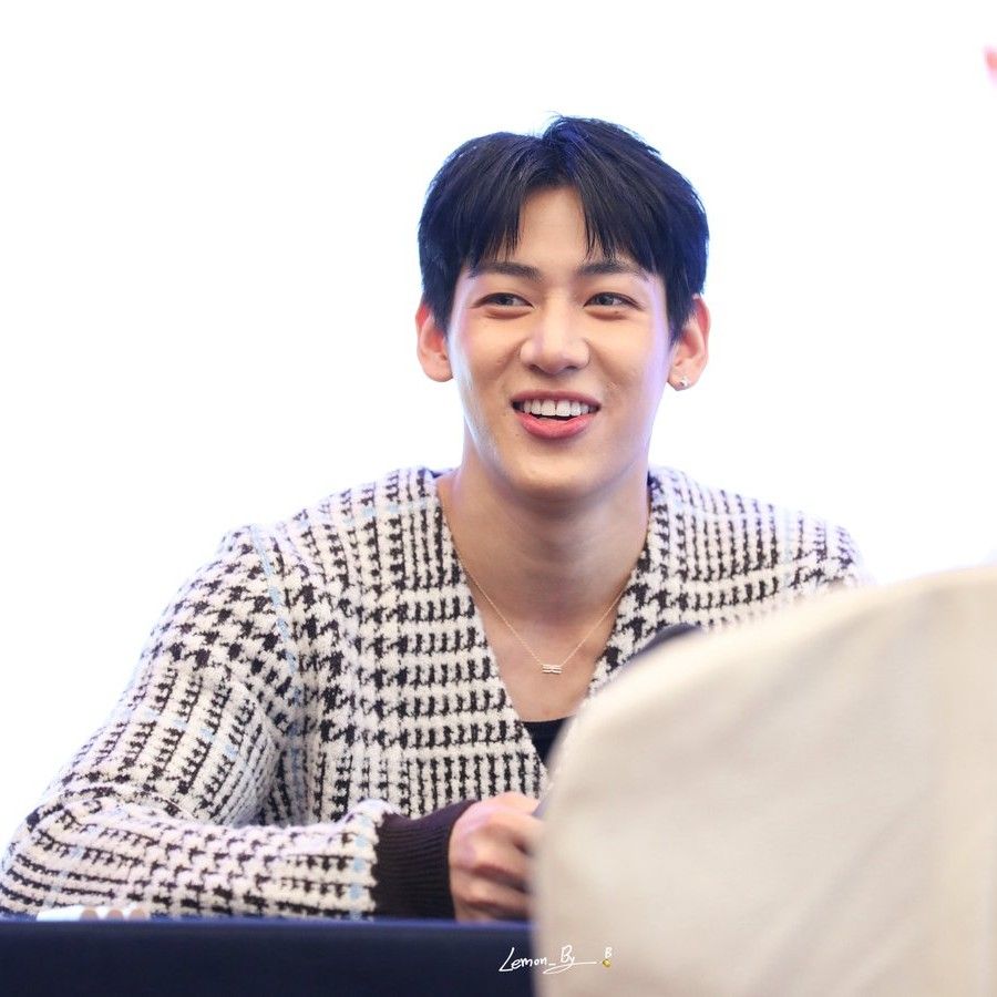 Potret di balik layar Bambam (GOT7)