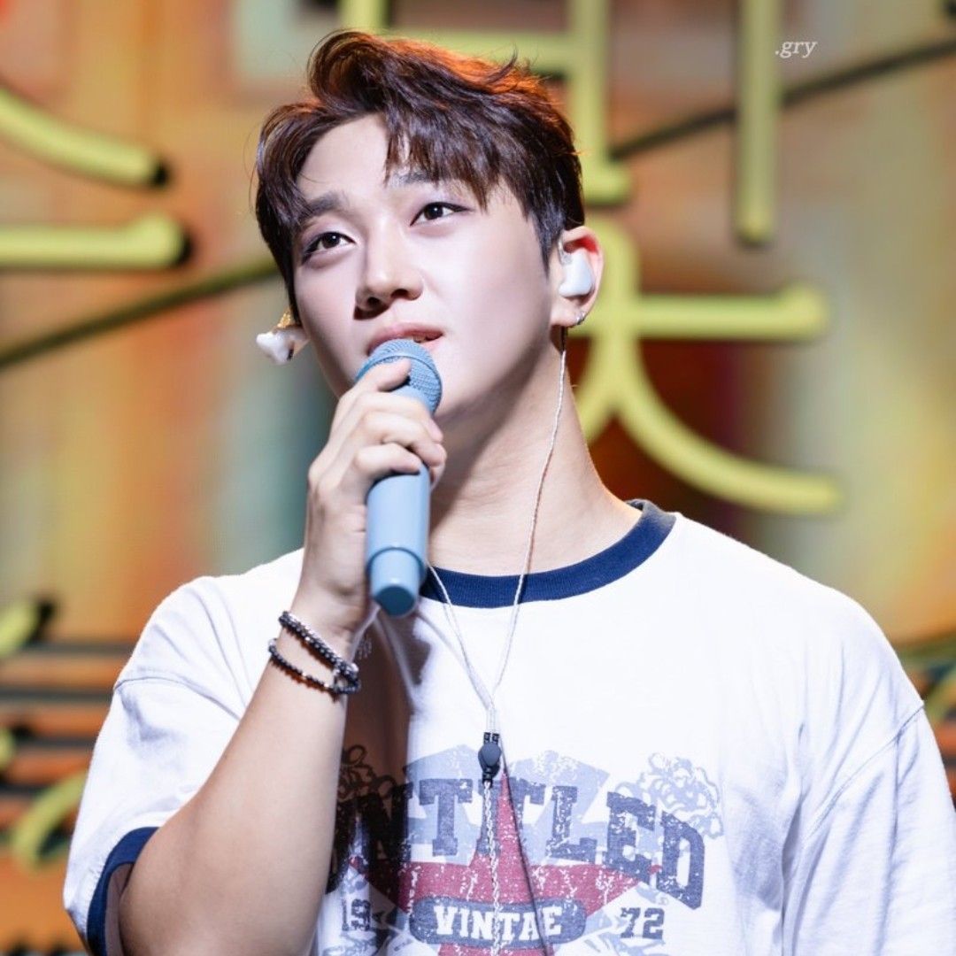 Behind-the-scenes cut of Hong Joochan (GoldenChild)