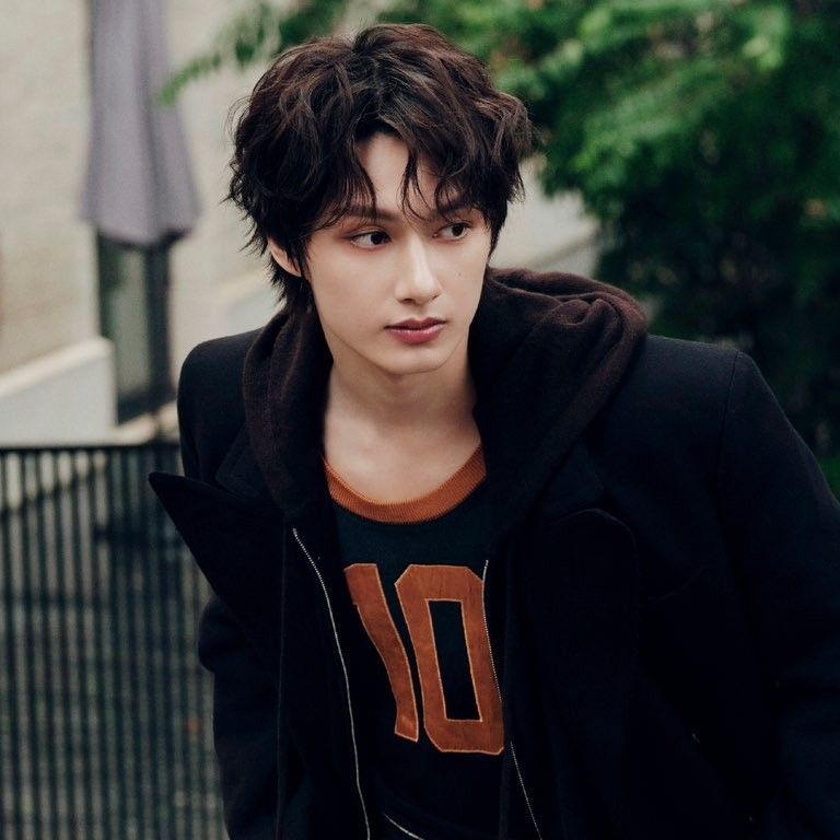 Latest photo of Jun (SEVENTEEN)