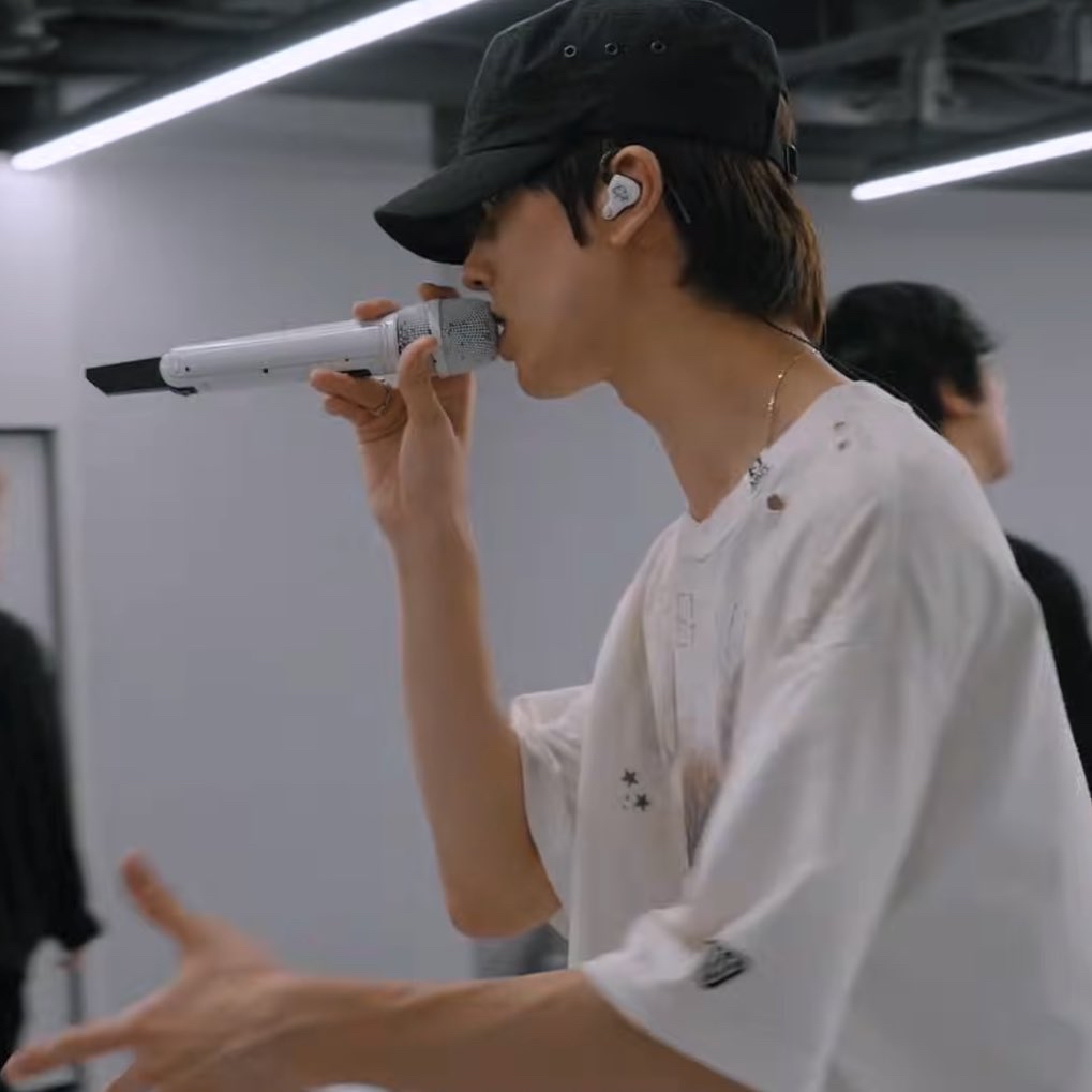 Foto aktivitas terbaru Jisung (NCT DREAM)