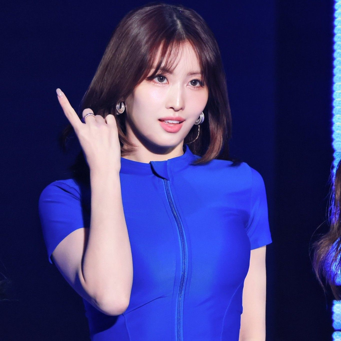 모모 (TWICE)의 최신 사진