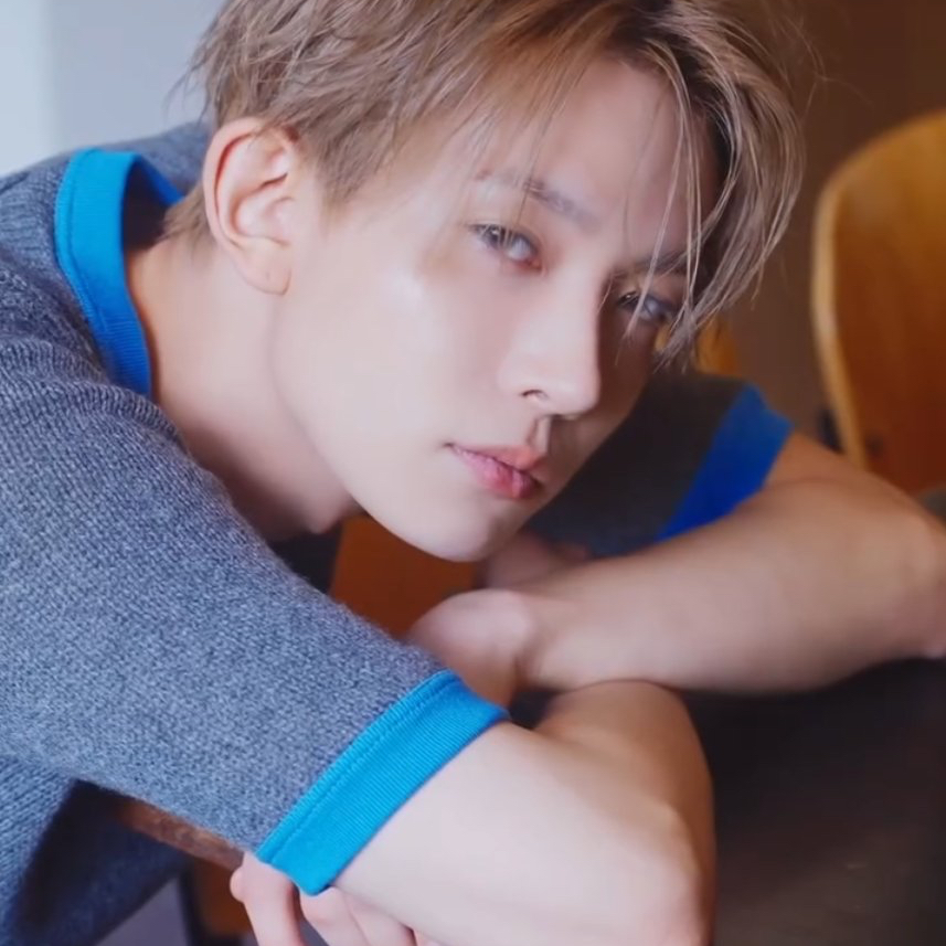 ヒスン (ENHYPEN)の最近の活動写真