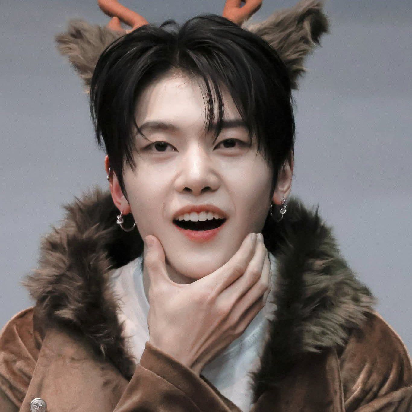 A moment captured by Seok Matthew (ZEROBASEONE)'s fan