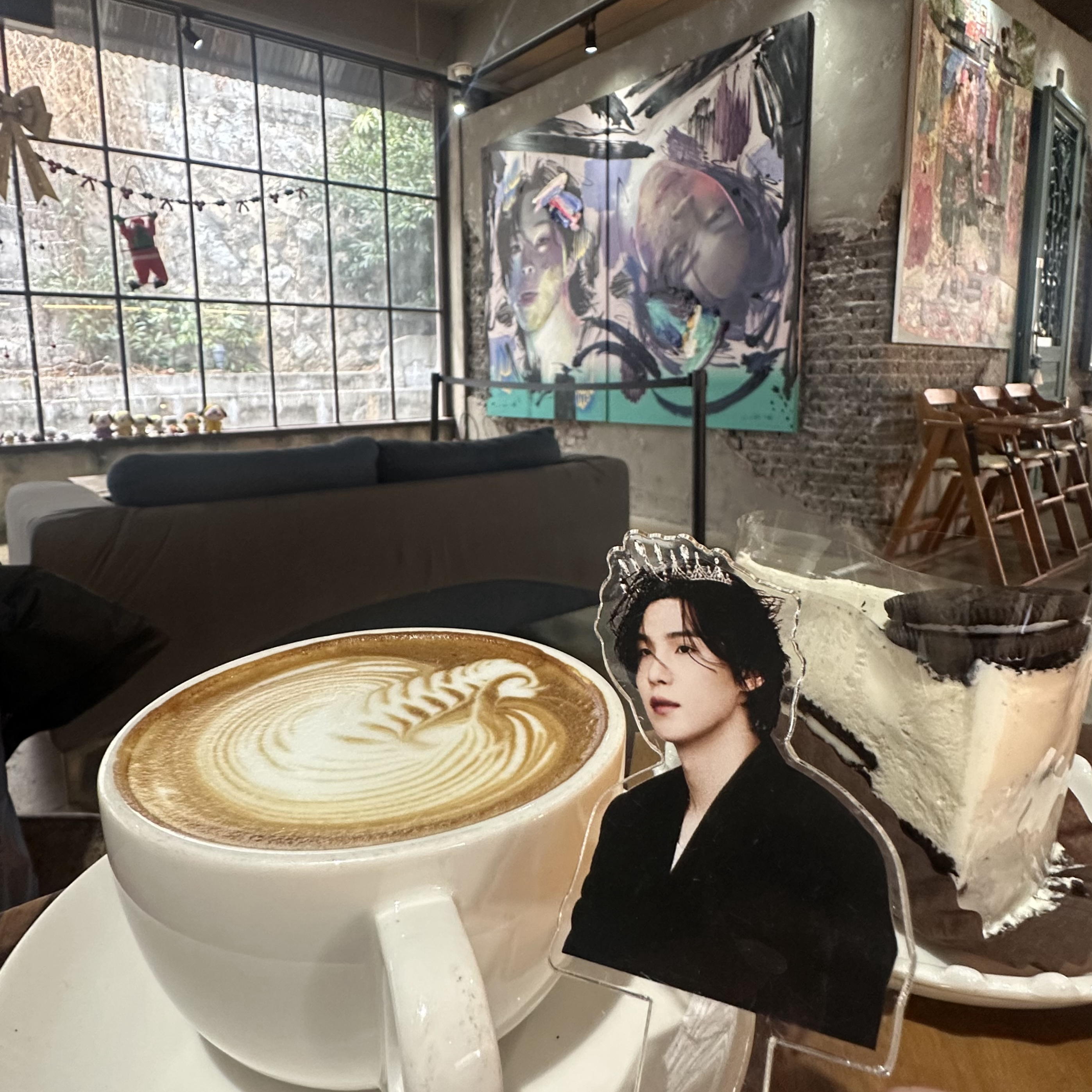 Behind-the-scenes cut of SUGA (BTS)