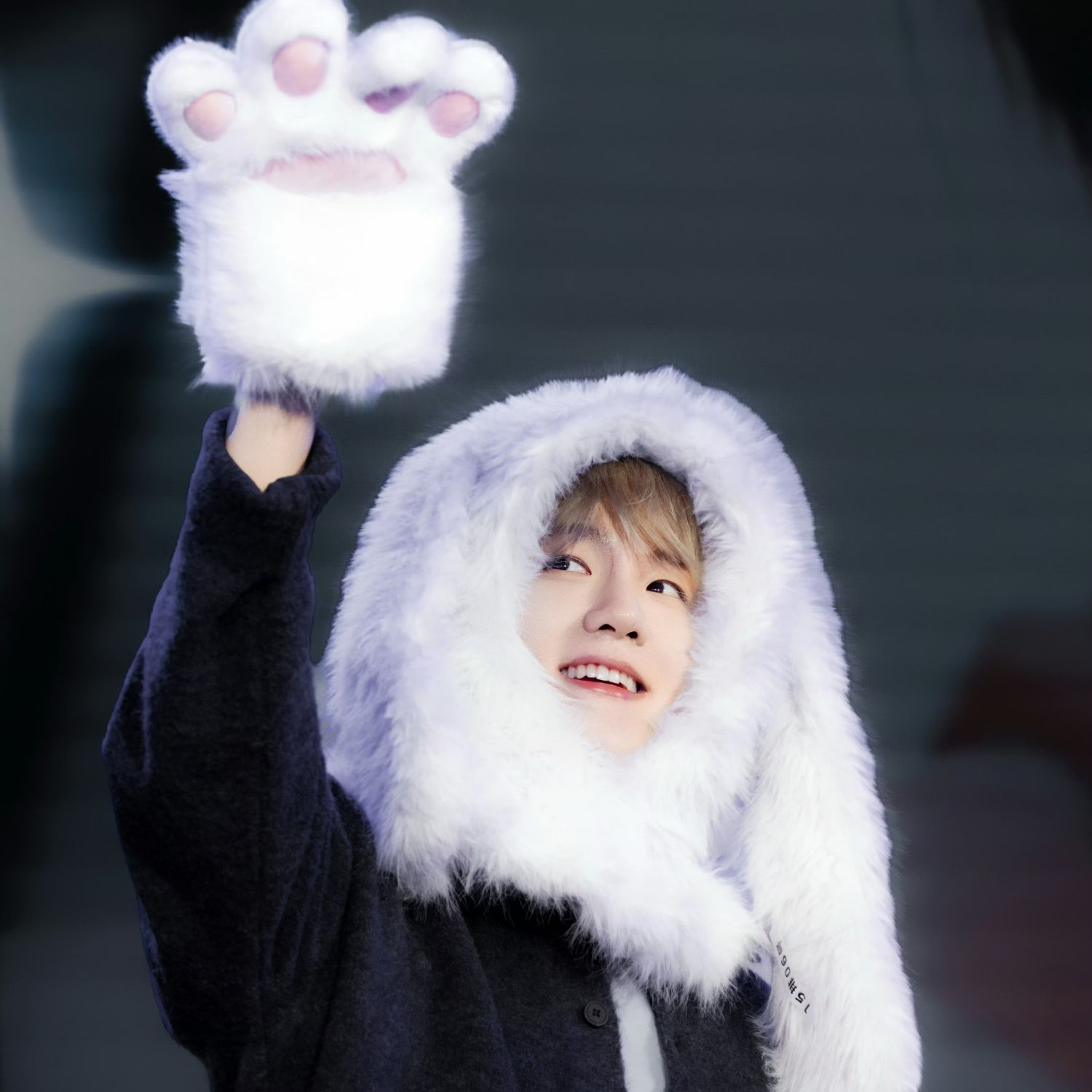 A moment captured by Baekhyun (EXO)'s fan