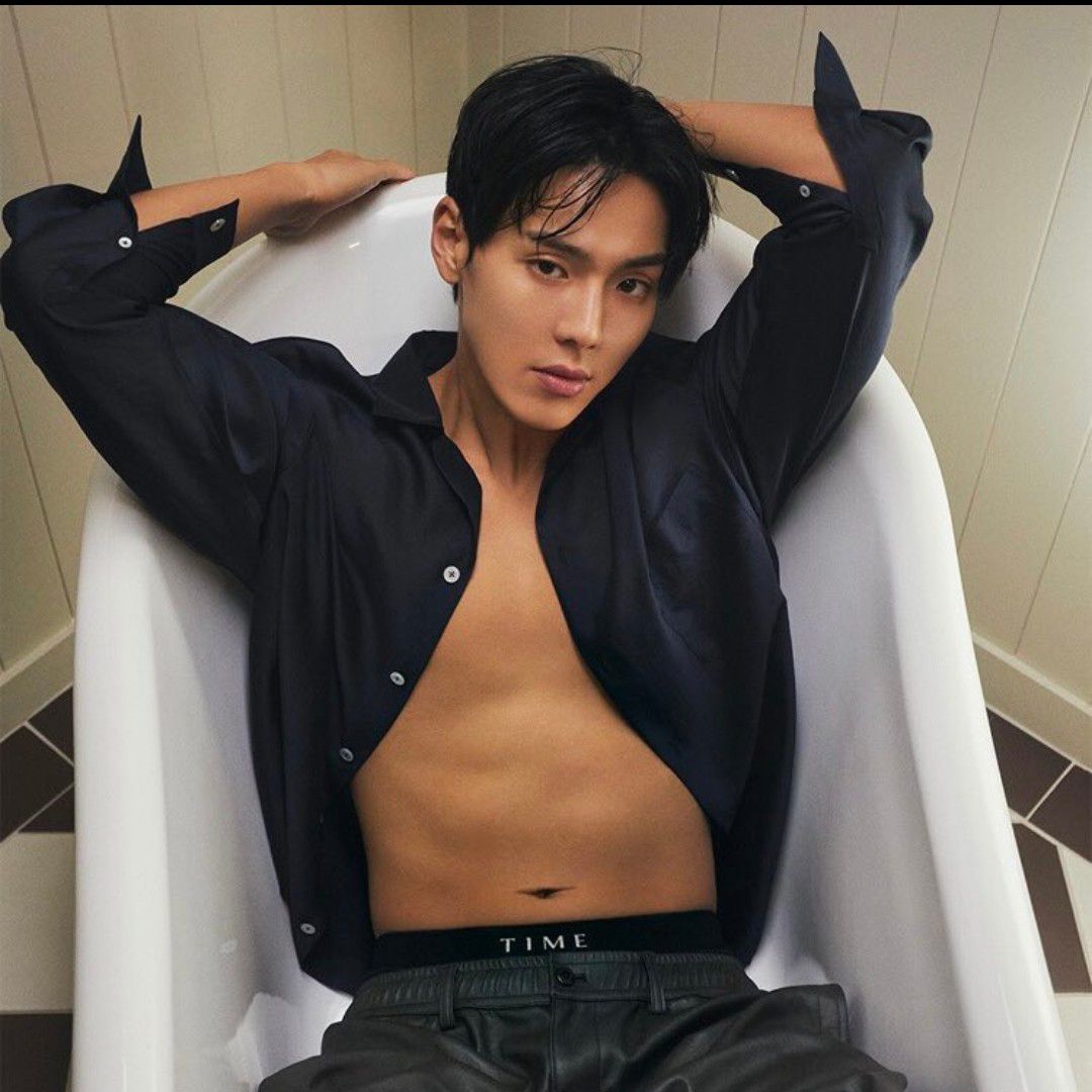 Momen yang diabadikan oleh penggemar Shownu (MONSTA X)