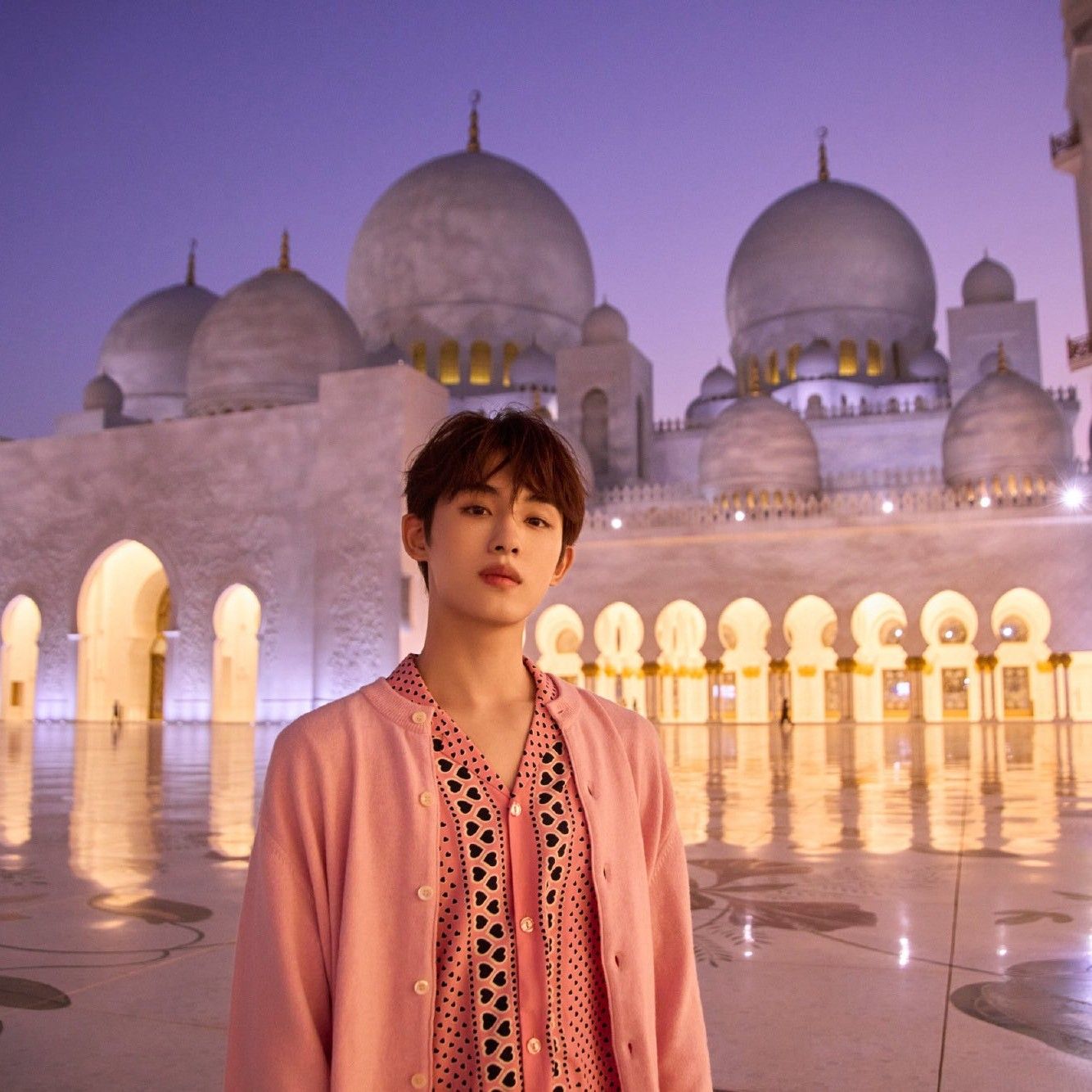 Latest photo of WINWIN (WayV)