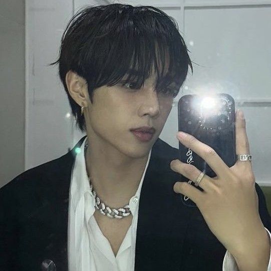 A moment captured by Sunwoo (THE BOYZ)'s fan