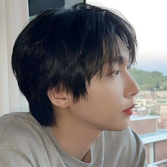 Behind-the-scenes cut of Jeong Sewoon