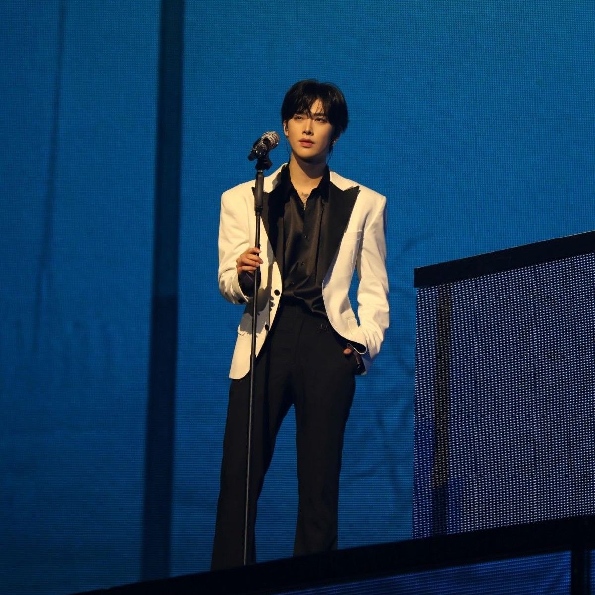 Latest photo of Ricky (ZEROBASEONE)