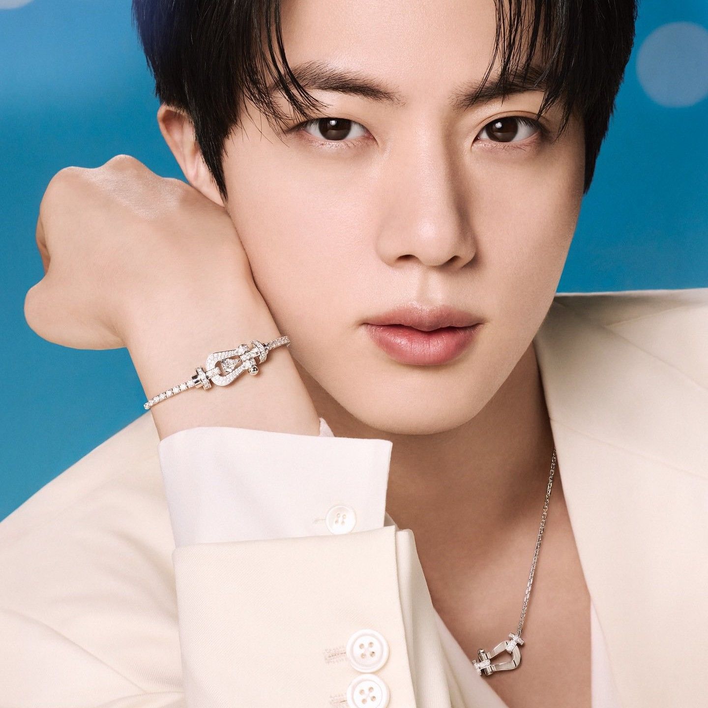 Latest photo of Jin (BTS)