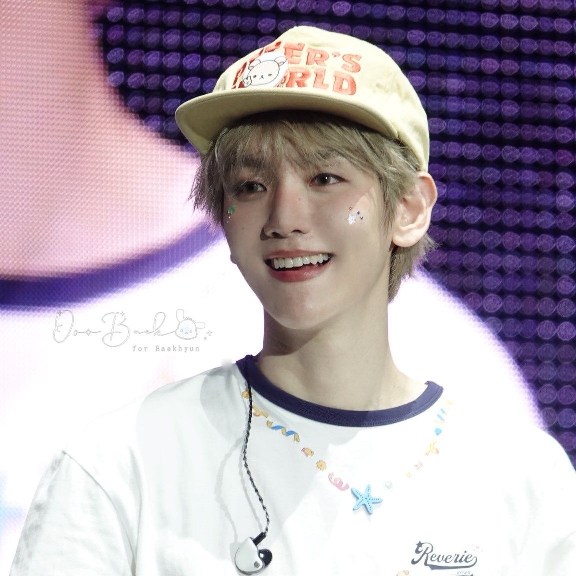 Recent activity shot of Baekhyun (EXO)