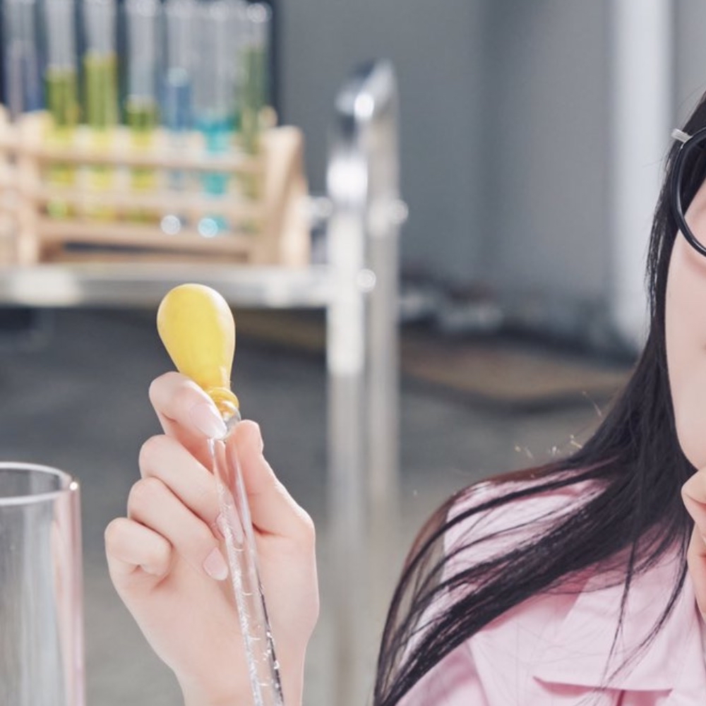 Foto aktivitas terbaru Seo Youngeun (Kep1er)