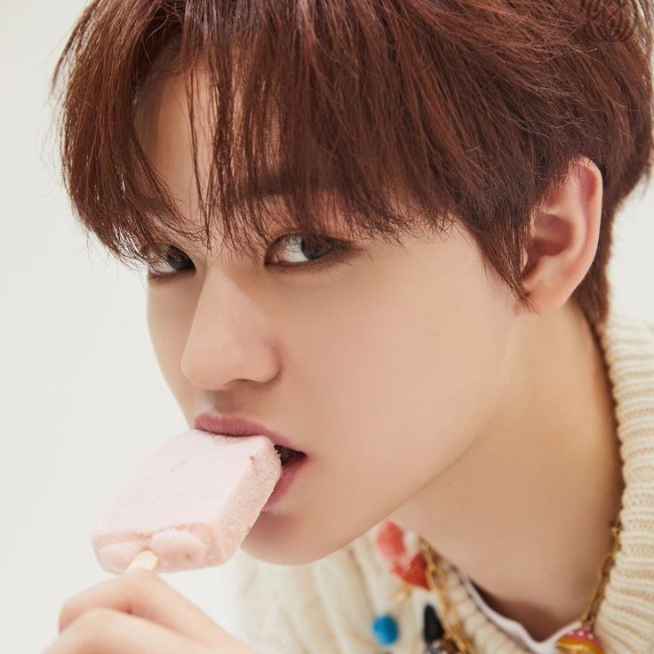 チョンロ (NCT DREAM)の舞台裏ショット
