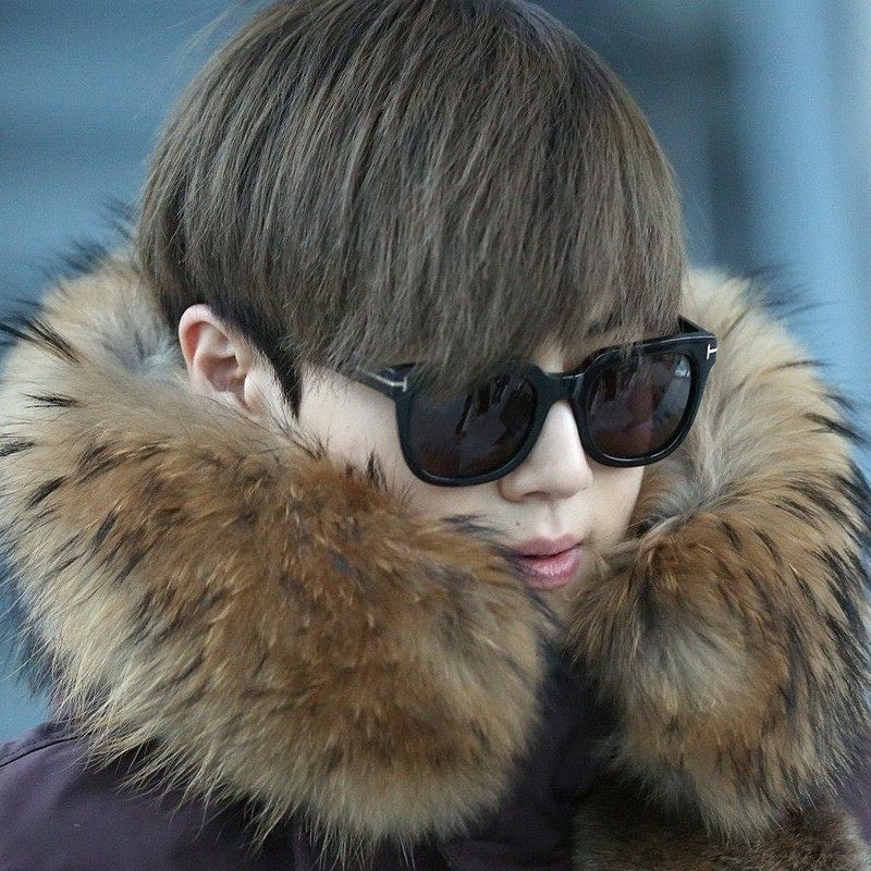 Suho (EXO)的幕后花絮