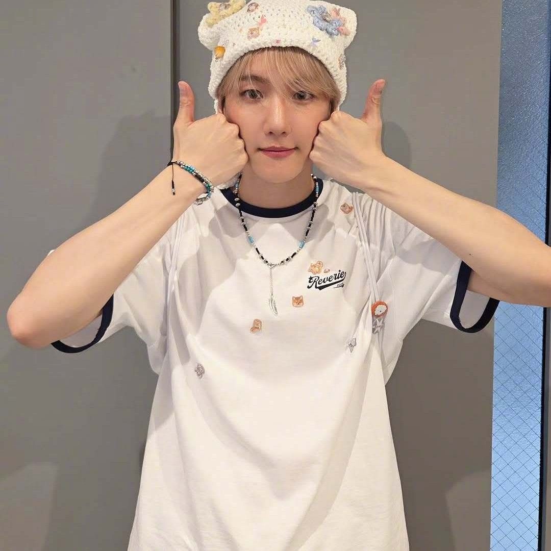 ベクヒョン (EXO)の最新写真
