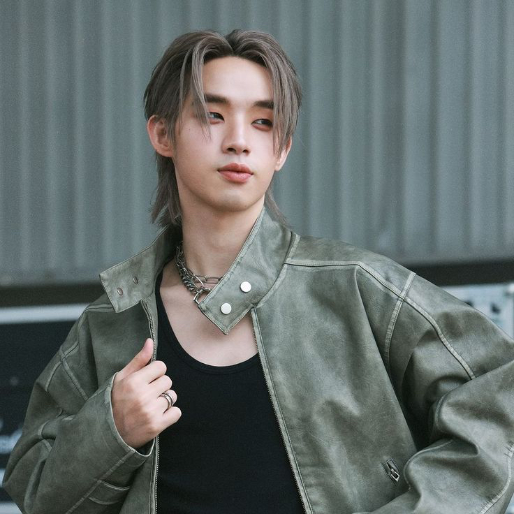Latest photo of Hong (LYKN)