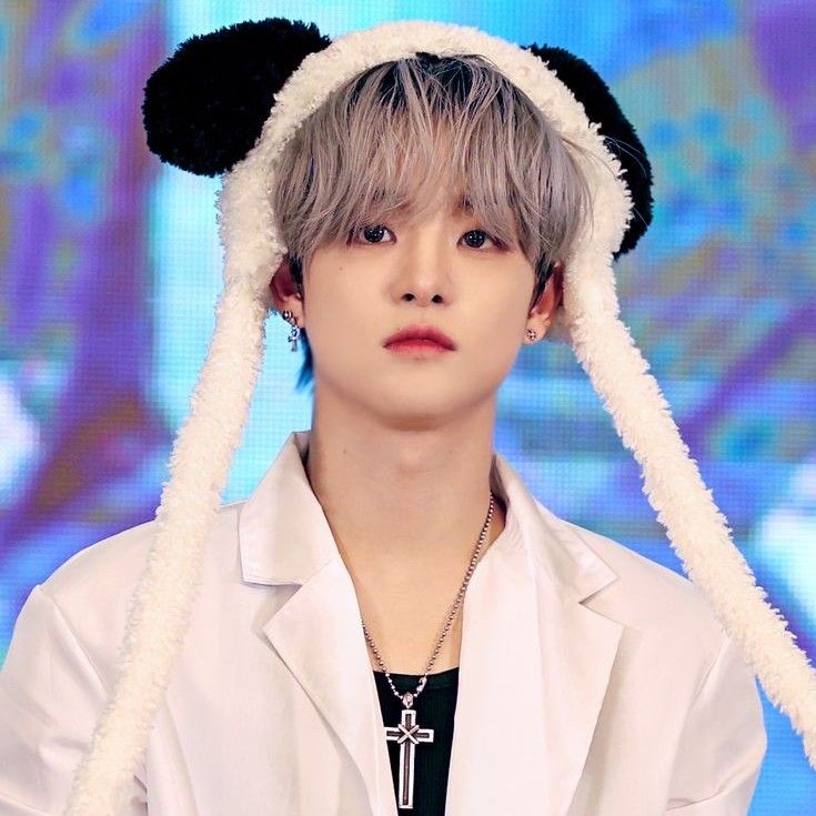 Recent activity shot of Jihoon (TREASURE)