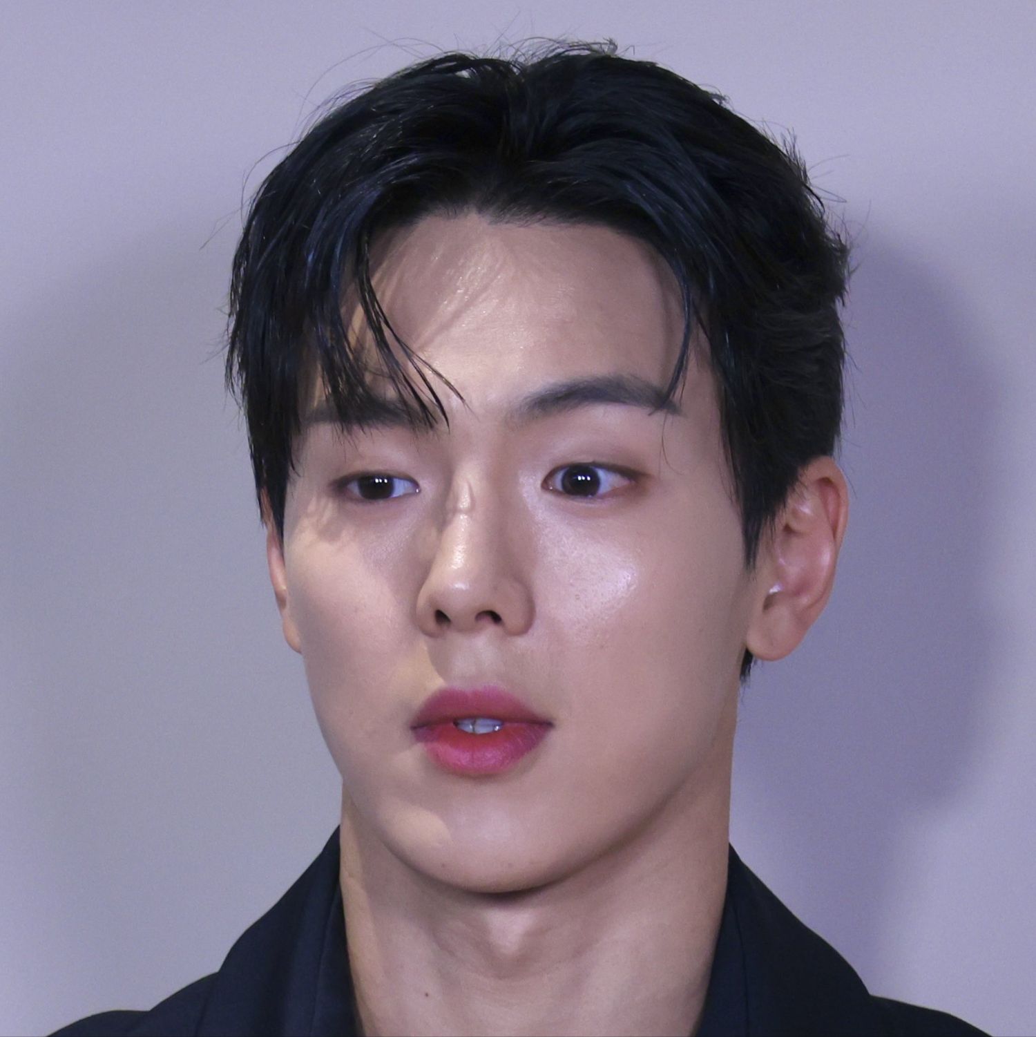 Recent activity shot of Shownu (MONSTA X)