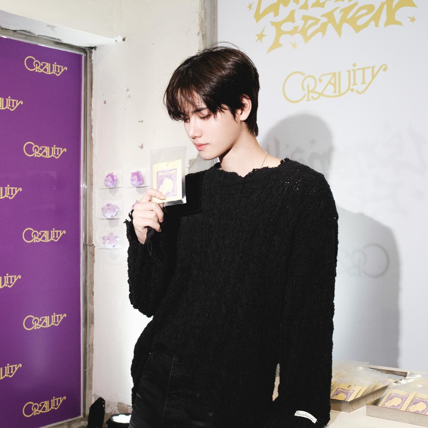 Behind-the-scenes cut of Minhee (CRAVITY)