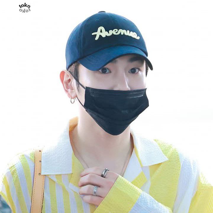 A moment captured by Key (SHINee)'s fan