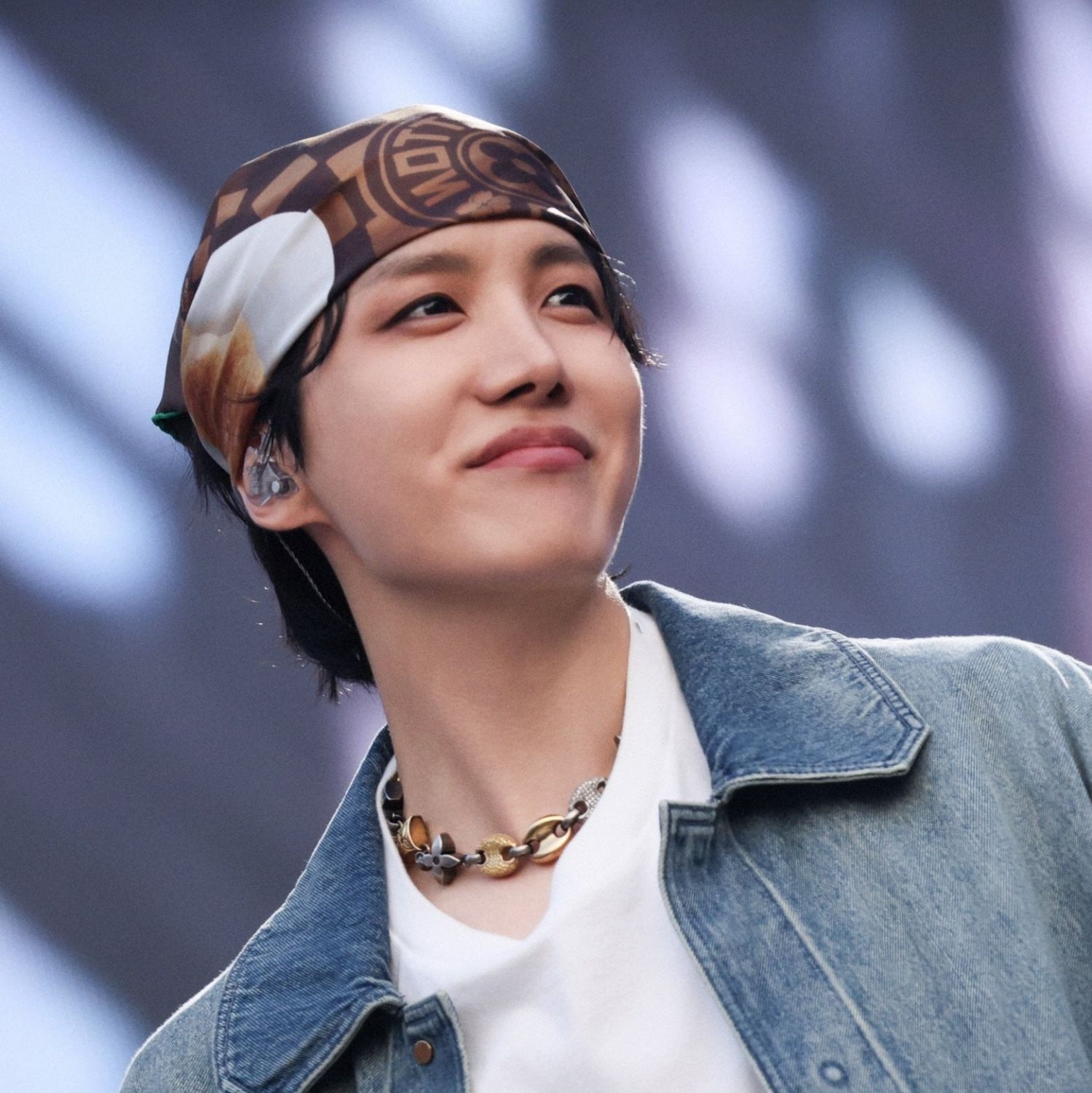 Latest photo of j-hope (BTS)