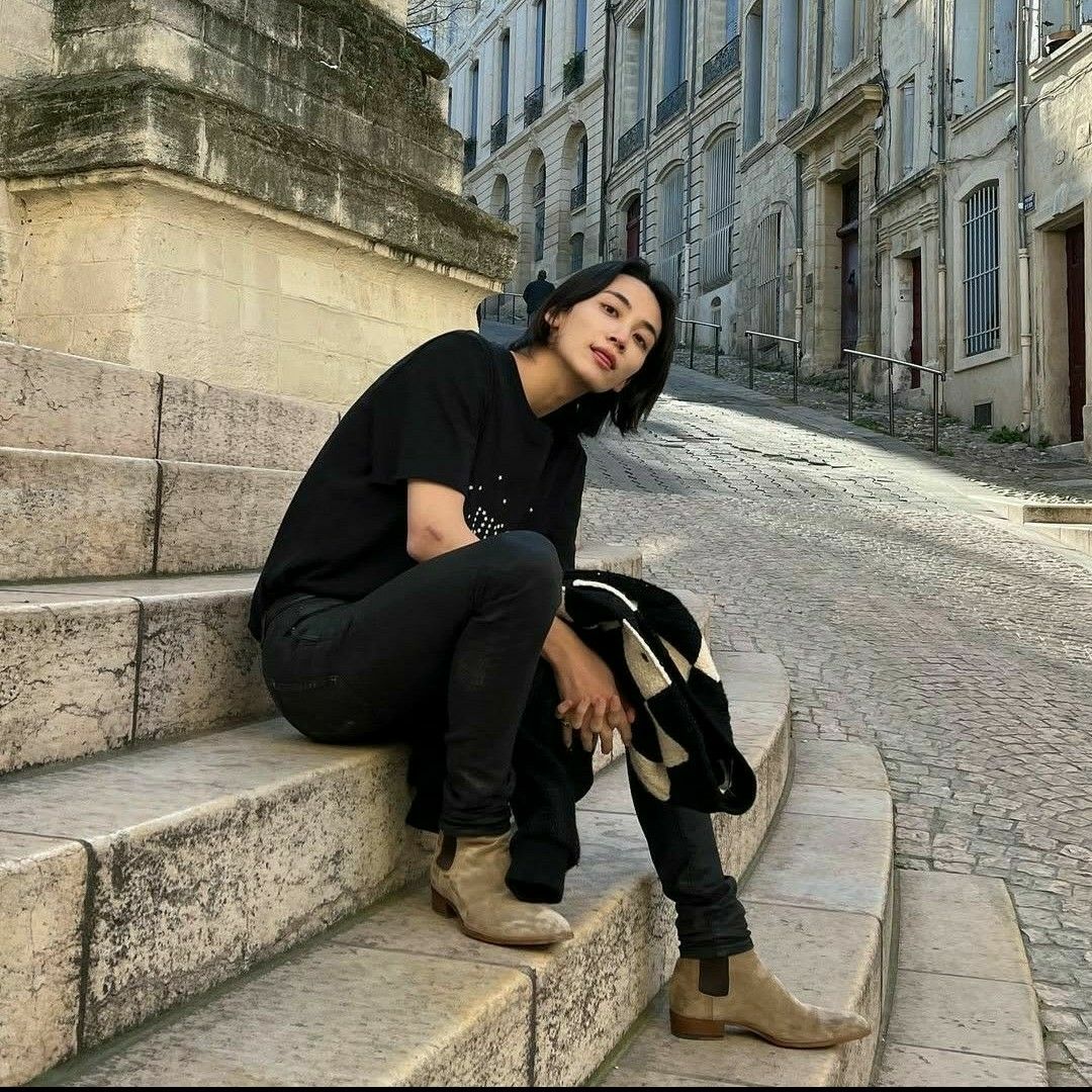 Latest photo of Jeonghan (SEVENTEEN)