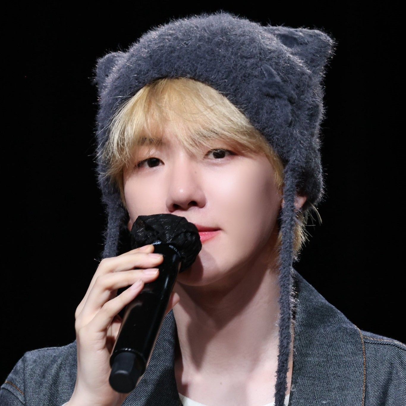 Latest photo of Baekhyun (EXO)