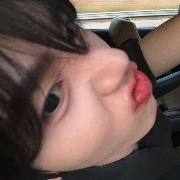 Recent activity shot of Han Yujin (ZEROBASEONE)