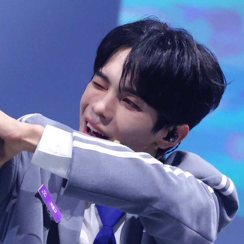 Recent activity shot of Park Donggyu