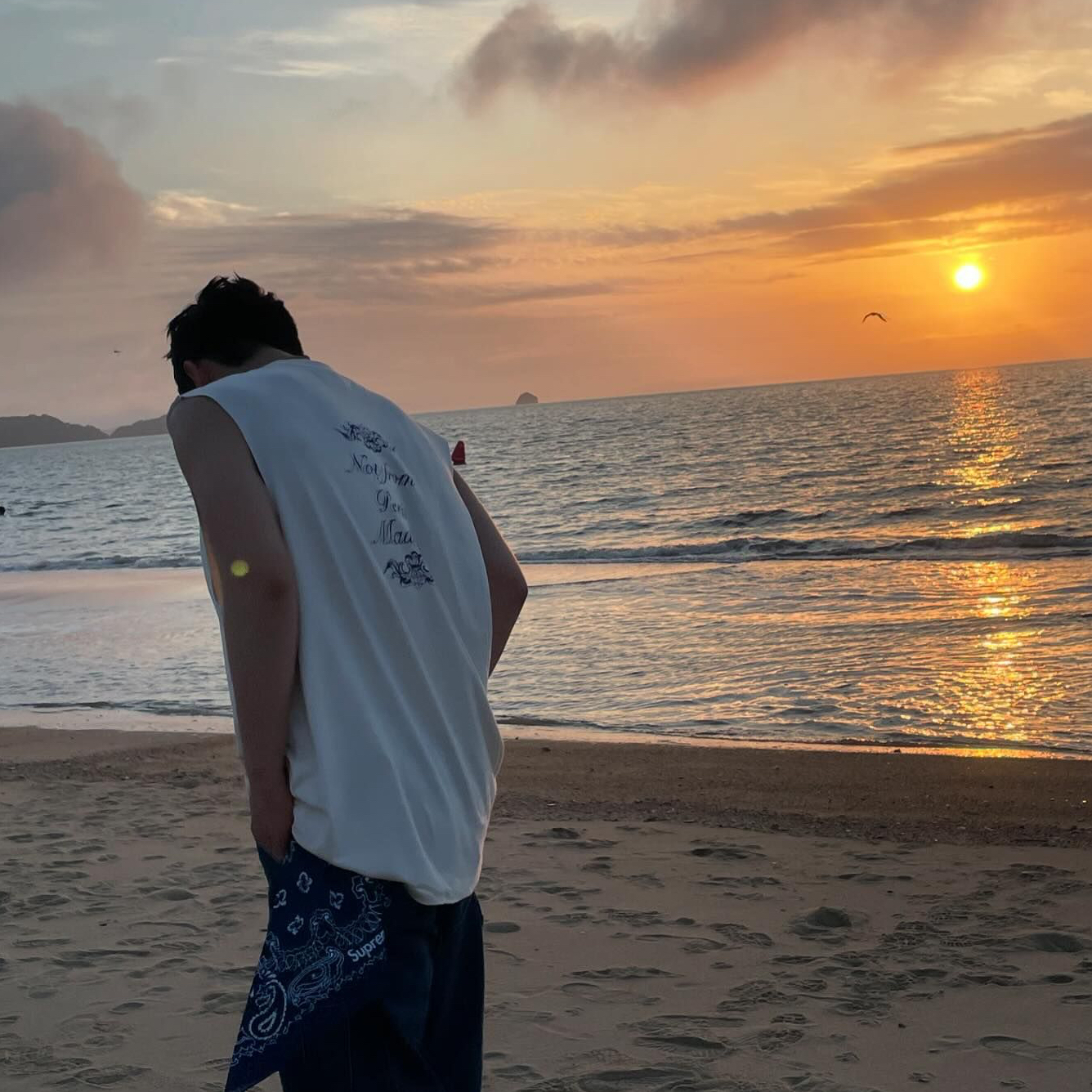 Behind-the-scenes cut of Kim Yohan (WEi)