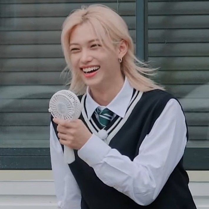 Potret di balik layar Felix (Stray Kids)