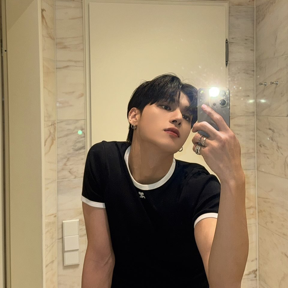 에이티즈의 비하인드 컷