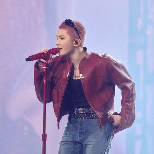 Latest photo of Woozi (SEVENTEEN)