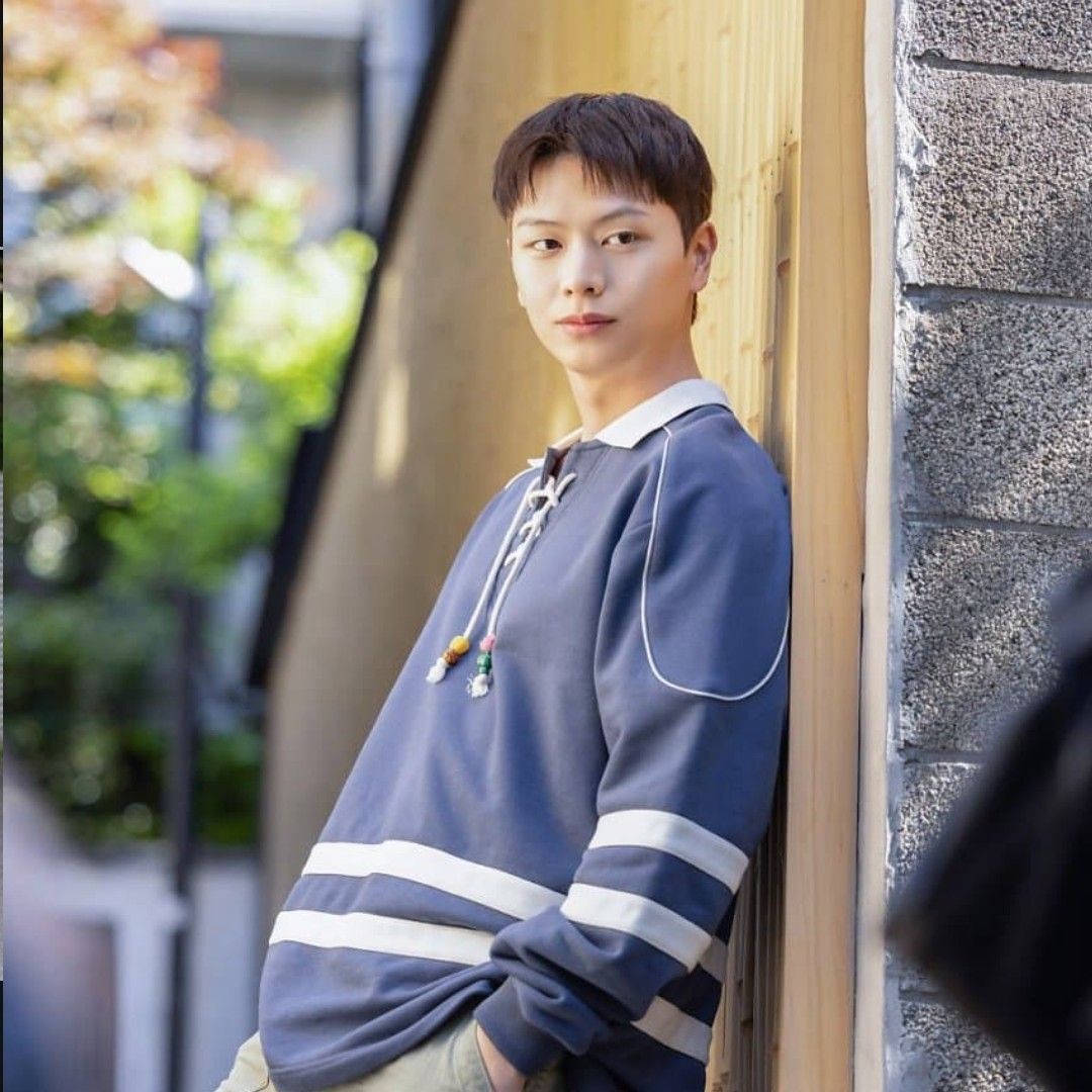 Latest photo of Yook Sungjae (BTOB)