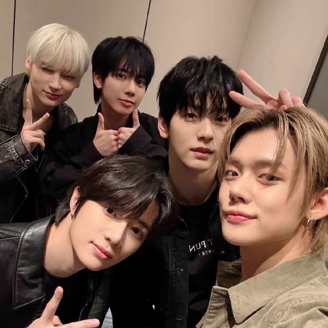 A moment captured by TOMORROW X TOGETHER's fan