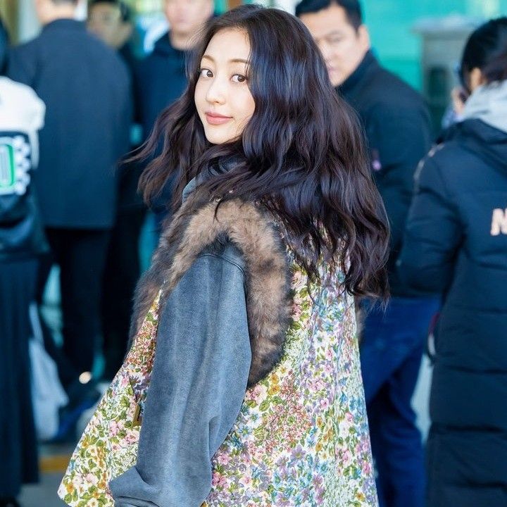 A moment captured by Jihyo (TWICE)'s fan